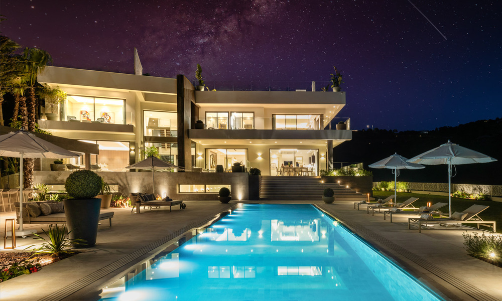 Nieuwbouw luxevilla te koop met zeezicht in het exclusieve La Zagaleta Golfresort, Benahavis - Marbella. Instapklaar. 40195