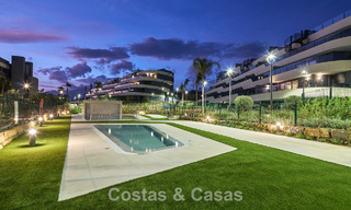 Moderne nieuwbouwappartementen met zeezicht te koop in Marbella - Estepona. Nu, instapklaar. Laatste units! 777407 