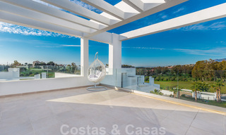 Modern luxe penthouse te koop in een eerstelijns golf design complex in Benahavis - Marbella 36123 