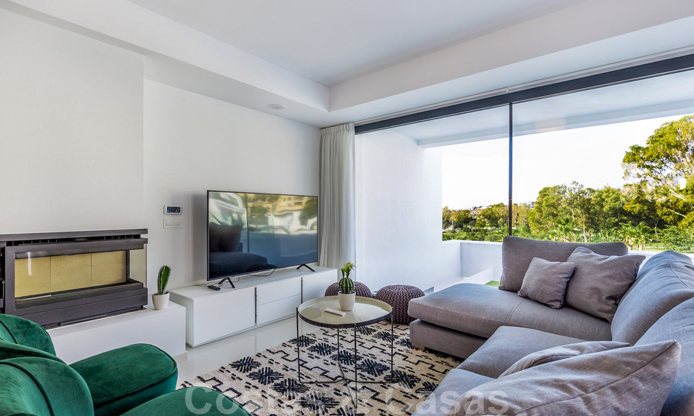 Modern luxe penthouse te koop in een eerstelijns golf design complex in Benahavis - Marbella 36132