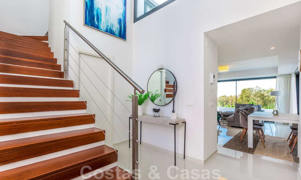Modern luxe penthouse te koop in een eerstelijns golf design complex in Benahavis - Marbella 36141