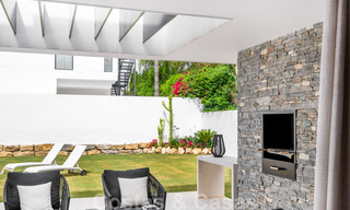 Instapklare, eigentijdse villa te koop op een steenworp van het strand en beachclubs en op loopafstand van de promenade en het centrum van San Pedro, Marbella 36343 