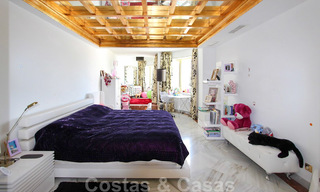 Appartement te koop met open zeezicht in het iconische eerstelijnsstrand complex Gray D’Albion in Puerto Banus, Marbella 36235 