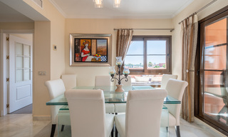 Penthouse met 5 slaapkamers te koop aan de strandzijde van de New Golden Mile, tussen Marbella en Estepona 36263 