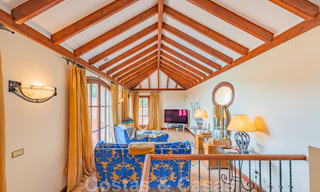 Stijlvolle rustieke luxevilla te koop met schitterend zeezicht in het exclusieve La Zagaleta Golfresort, Benahavis - Marbella 36285 