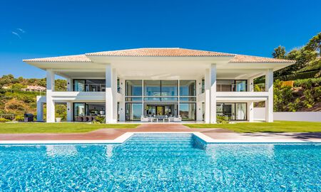 Eigentijdse luxevilla te koop met zeezicht in het exclusieve La Zagaleta Golfresort, Benahavis - Marbella 36309