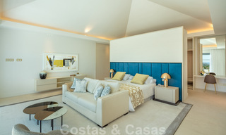 Zeer ruime luxevilla te koop in een Mediterrane stijl met een eigentijds design interieur in de Golf Vallei van Nueva Andalucia, Marbella 36519 