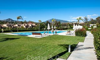 Instapklaar, ruim modern design penthouse te koop in luxueus complex in Marbella - Estepona 36991 