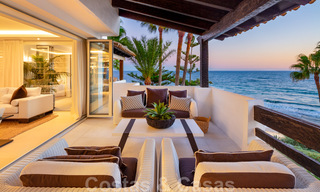 Eerstelijnsstrand super-de-luxe penthouse met schitterend open zeezicht te koop in Puente Romano in Marbella 37355 