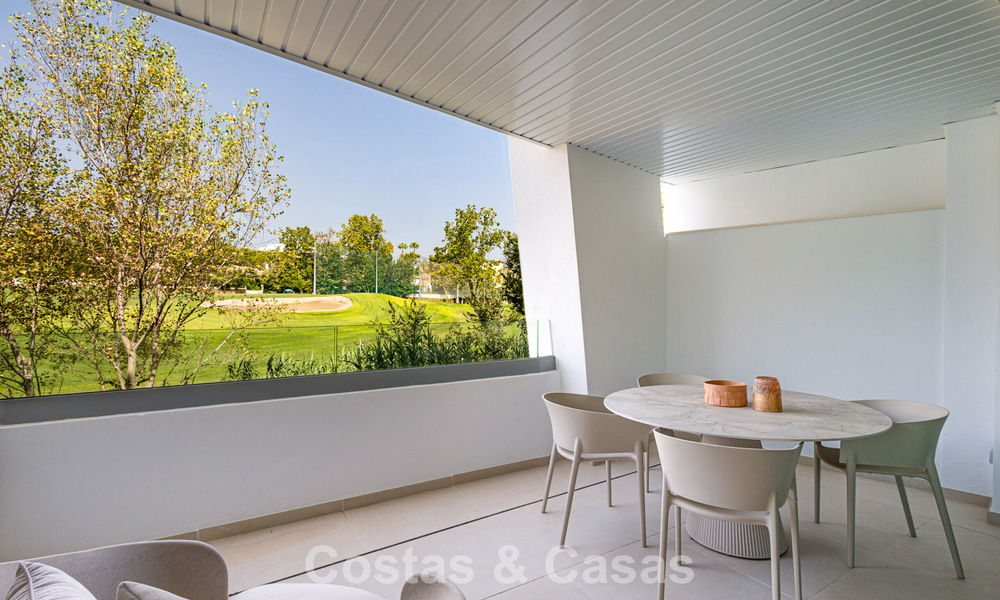 Frontline Golf, moderne luxe appartementen te koop, op loopafstand van voorzieningen in Guadalmina en San Pedro in Marbella 806669