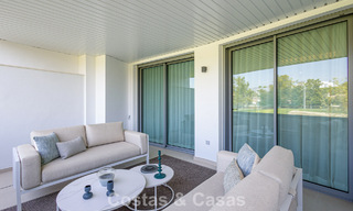 Frontline Golf, moderne luxe appartementen te koop, op loopafstand van voorzieningen in Guadalmina en San Pedro in Marbella 806682 