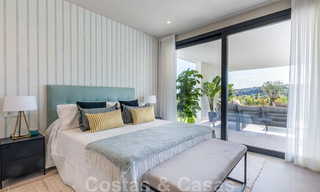 Nieuw project met luxe appartementen te koop met panoramisch uitzicht op zee en een golfbaan in Estepona 37435 