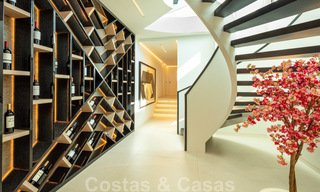 Instapklare, nieuwe moderne designvilla te koop in zeer gewilde strandwijk net ten oosten van Marbella centrum 37576 