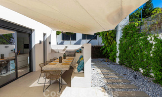 Instapklare, moderne luxevilla te koop, eerstelijns golf in Benahavis - Marbella 37670 