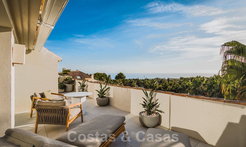Luxe penthouse te koop met zeezicht in een chic complex aan de Golden Mile in Marbella 37749