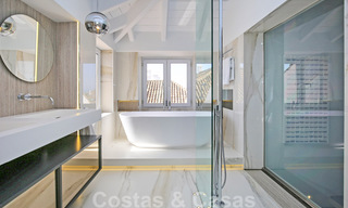 Luxe penthouse te koop met zeezicht in een exclusief complex, op de prestigieuze Golden Mile, Marbella 38390 