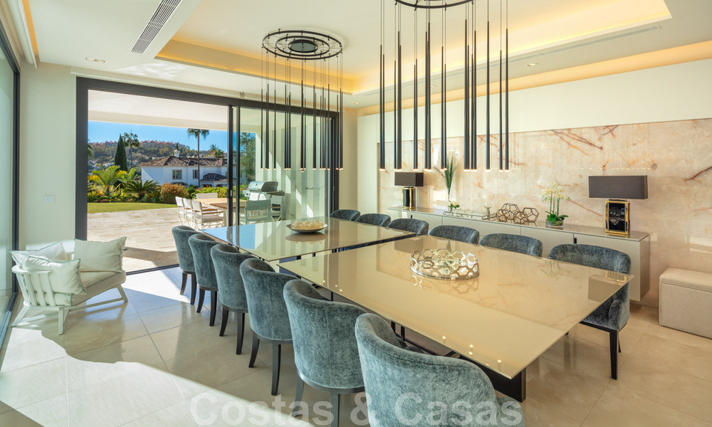 Fenomenale, hedendaagse, nieuwe luxevilla te koop in het hart van Nueva Andalucia’s Golf Vallei in Marbella 37911