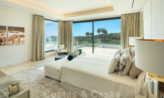 Fenomenale, hedendaagse, nieuwe luxevilla te koop in het hart van Nueva Andalucia’s Golf Vallei in Marbella 37928 