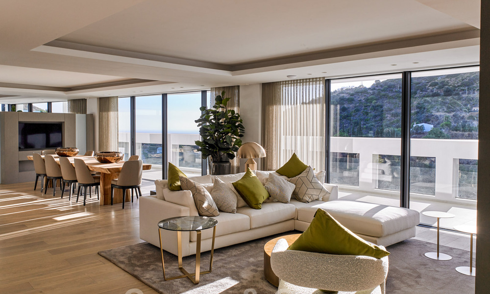 Moderne, eigentijdse luxe appartementen met adembenemende zeezicht te koop, op korte rijafstand van het centrum van Marbella 38331