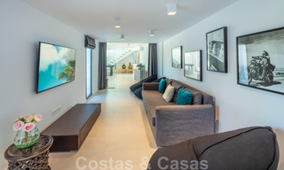 Elegante, zeer stijlvolle luxevilla te koop in het hart van de Golf Vallei in Nueva Andalucia te Marbella 38211 