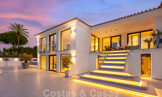 Elegante, zeer stijlvolle luxevilla te koop in het hart van de Golf Vallei in Nueva Andalucia te Marbella 38229 