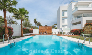 Instapklaar, modern appartement te koop, o/e steenworp v/h strand e/o korte wandelafstand v/h stadscentrum in San Pedro, Marbella 38244 