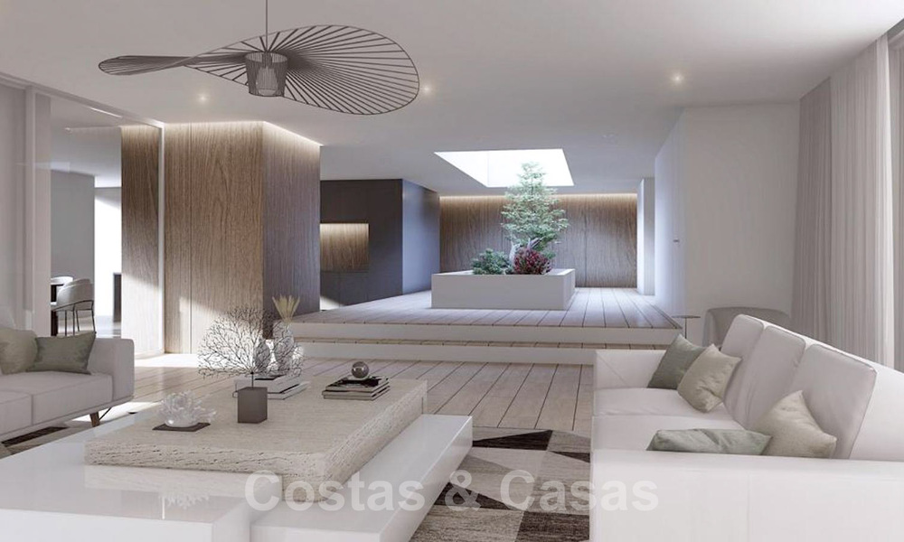 Modern, ruim, designer penthouse te koop a/d strandzijde e/o loopafstand v/h centrum van Puerto Banus in Marbella 38246