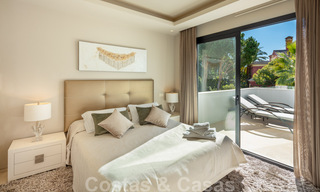 Hedendaagse, stijlvolle luxevilla te koop in een afgeschermde woonwijk op de Golden Mile in Marbella 38268 