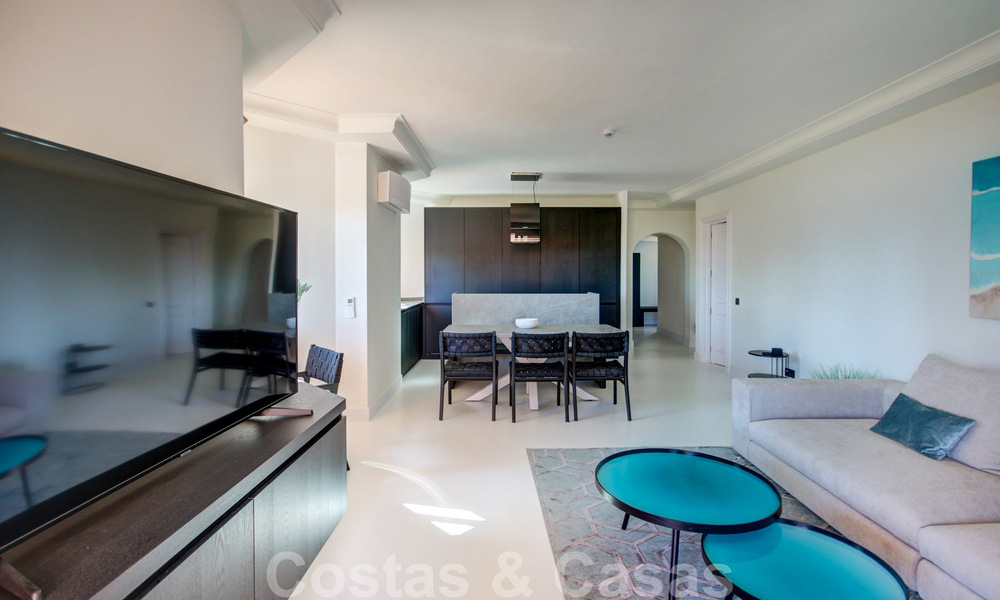 Mooi, recent gerenoveerd appartement te koop met zeezicht in Hotel Kempinski, Marbella - Estepona 38367