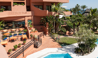 Mooi, recent gerenoveerd appartement te koop met zeezicht in Hotel Kempinski, Marbella - Estepona 38378 