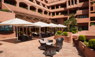 Mooi, recent gerenoveerd appartement te koop met zeezicht in Hotel Kempinski, Marbella - Estepona 38383 
