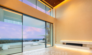 Nieuwe, moderne, majestueuze villa te koop, eerstelijns golf met panoramisch uitzicht in vijfsterren golfresort in Marbella - Benahavis 38485 