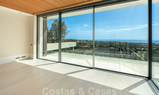 Nieuwe, moderne, majestueuze villa te koop, eerstelijns golf met panoramisch uitzicht in vijfsterren golfresort in Marbella - Benahavis 52361 