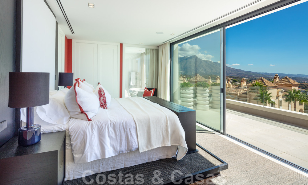Instapklare, nieuwe luxevilla te koop met panoramisch zeezicht, in een eersteklas golfresort, Benahavis - Marbella 38528