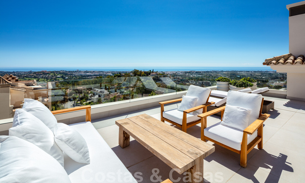 Instapklare, nieuwe luxevilla te koop met panoramisch zeezicht, in een eersteklas golfresort, Benahavis - Marbella 38534