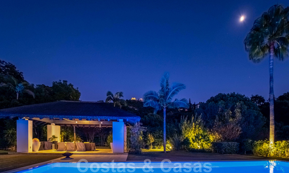 Eigentijdse luxevilla te koop in eerstelijns golf met een prachtig uitzicht in het exclusieve La Zagaleta Golfresort, Benahavis - Marbella 38681