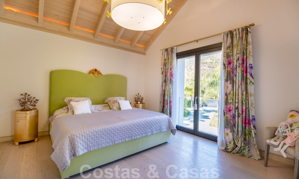 Eigentijdse luxevilla te koop in eerstelijns golf met een prachtig uitzicht in het exclusieve La Zagaleta Golfresort, Benahavis - Marbella 38695