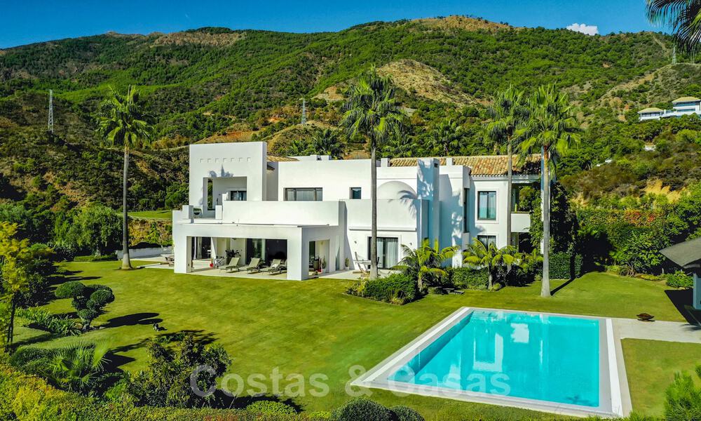 Eigentijdse luxevilla te koop in eerstelijns golf met een prachtig uitzicht in het exclusieve La Zagaleta Golfresort, Benahavis - Marbella 38702