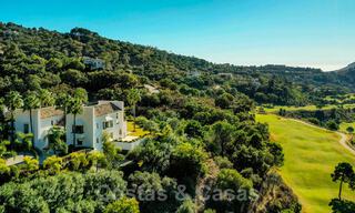 Eigentijdse luxevilla te koop in eerstelijns golf met een prachtig uitzicht in het exclusieve La Zagaleta Golfresort, Benahavis - Marbella 38710 