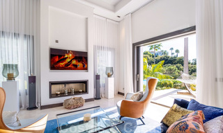 Eigentijdse luxevilla te koop in eerstelijns golf met een prachtig uitzicht in het exclusieve La Zagaleta Golfresort, Benahavis - Marbella 38714 