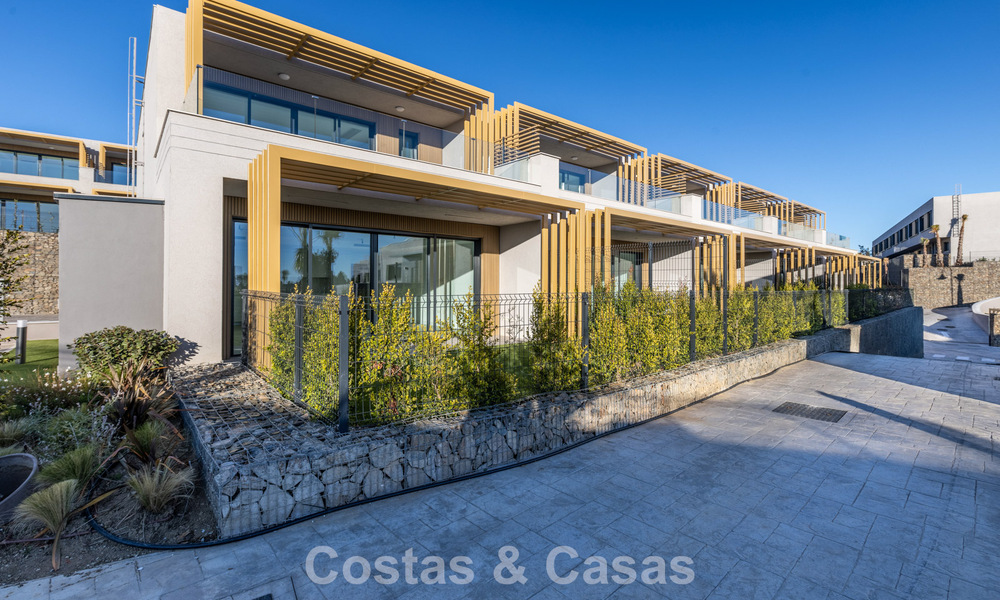 Instapklaar, nieuwbouwproject met luxewoningen te koop, eerstelijns golf in Mijas, Costa del Sol 805097