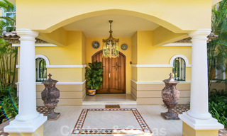 Luxevilla te koop in een klassieke Spaanse stijl, met panoramisch zeezicht in Benahavis - Marbella 38773 