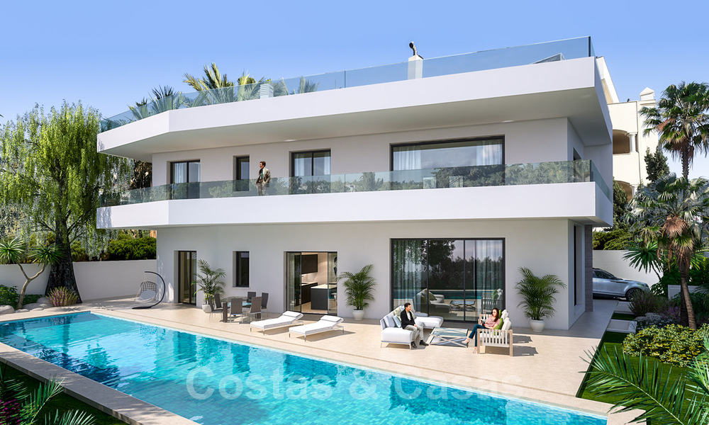 Moderne, luxueuze villa te koop in exclusieve beachside urbanisatie op de Golden Mile in Marbella 38790