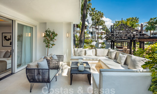 Luxueus gerenoveerd, hedendaags appartement met prachtig uitzicht op de tuin te koop in Puente Romano - Golden Mile, Marbella 38915 