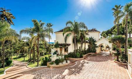 Majestueus, vorstelijk landgoed te koop met gastenverblijven en omringd door golfbanen in Benahavis - Marbella 38994
