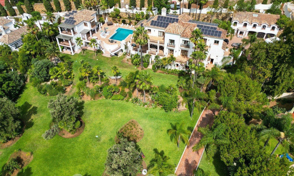 Majestueus, vorstelijk landgoed te koop met gastenverblijven en omringd door golfbanen in Benahavis - Marbella 55924