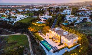 Prestigieuze, eigentijdse mediterrane villa te koop, eerstelijns golf in vijfsterren golfresort in Benahavis - Marbella 39044 