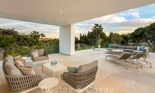 Eigentijdse, moderne villa te koop in Nueva Andalucia, Marbella 39071 