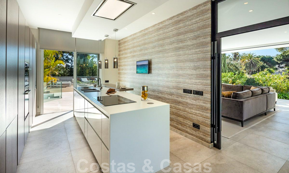 Eigentijdse, moderne villa te koop in Nueva Andalucia, Marbella 39077