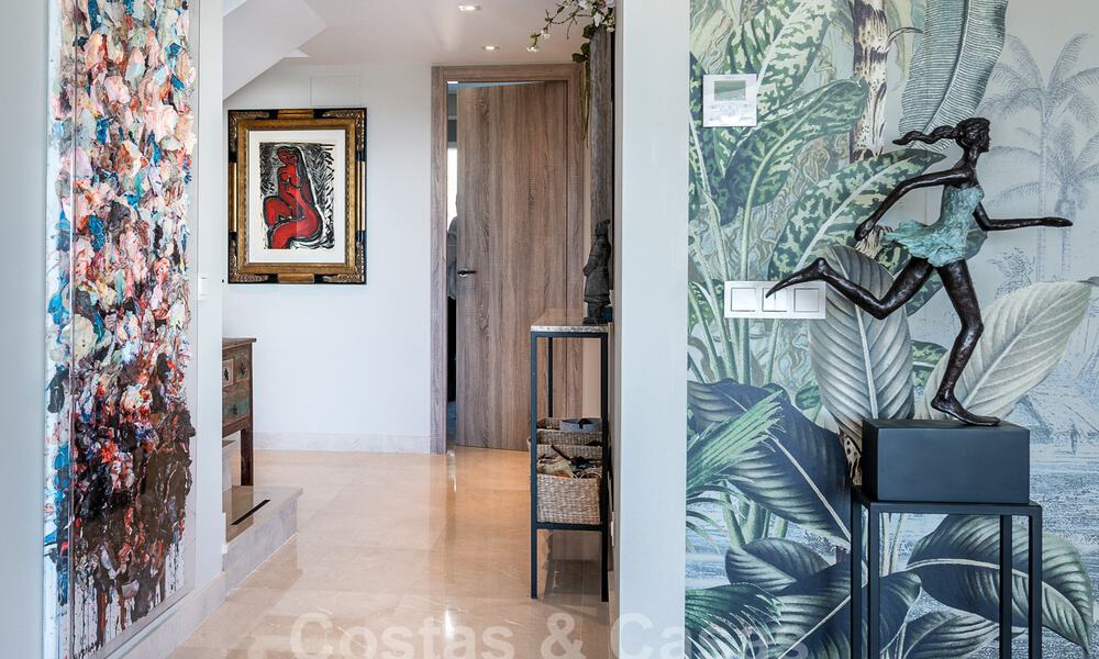 Modern, hedendaags, luxe penthouse te koop met panoramisch uitzicht op de vallei en de zee in het exclusieve Benahavis - Marbella 39116